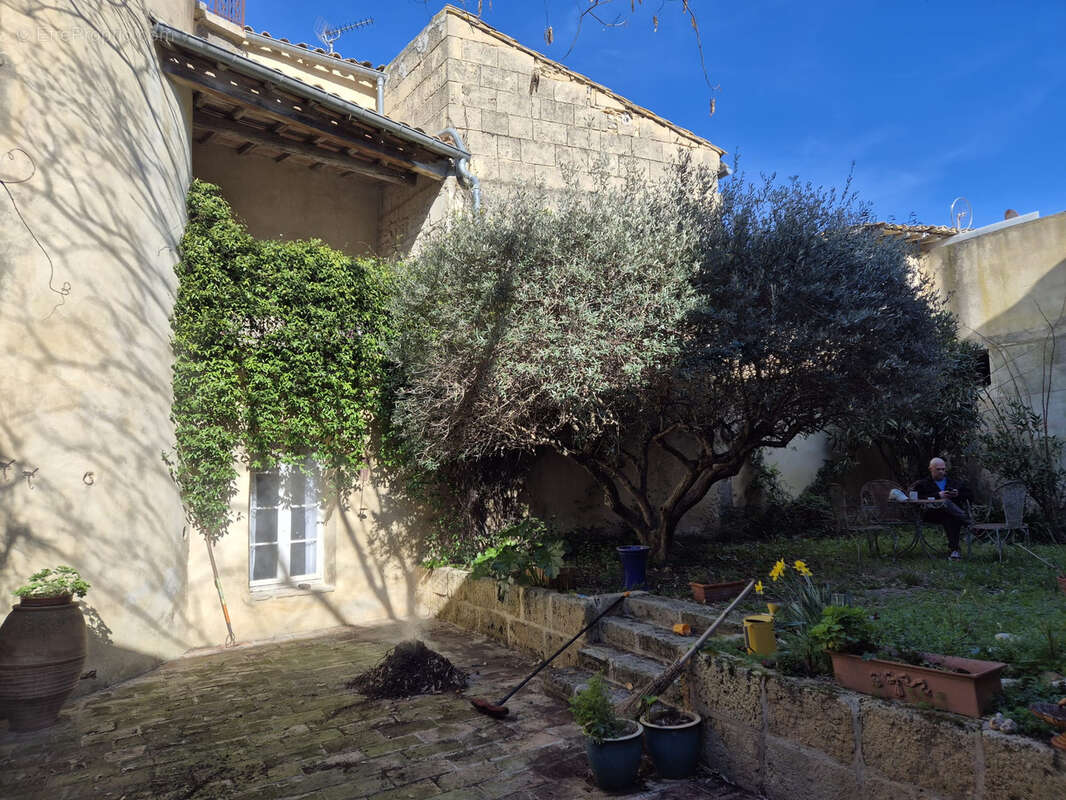 Maison à AIGUES-VIVES