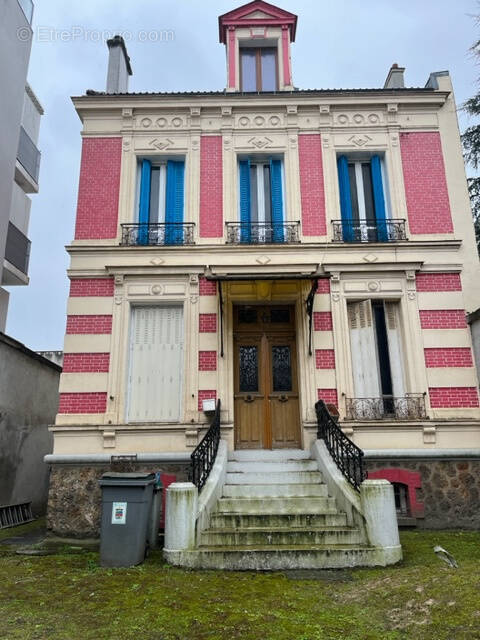 Maison à GENNEVILLIERS