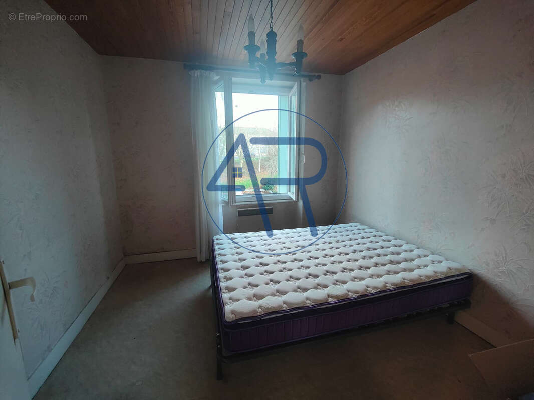 Appartement à BRASSAC-LES-MINES