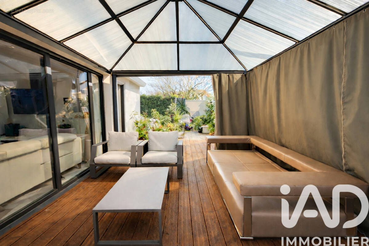 Photo 1 - Appartement à CHAMPIGNY-SUR-MARNE