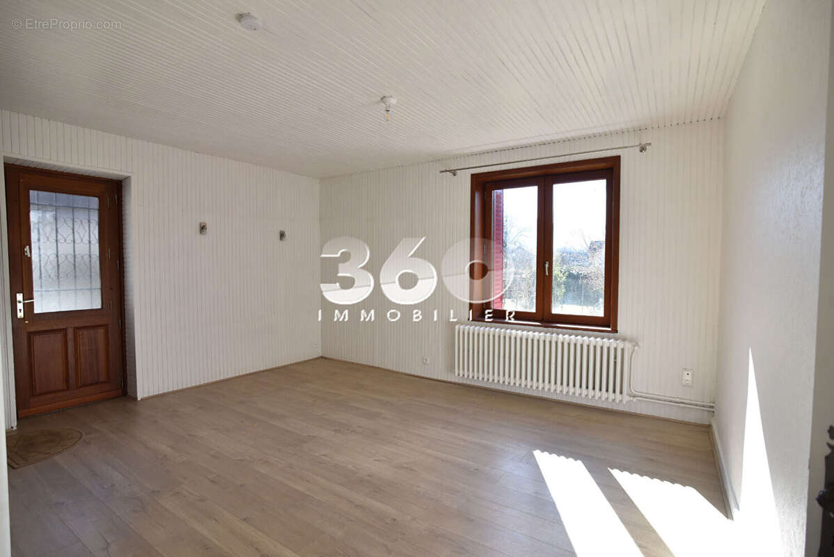 Maison à DRUMETTAZ-CLARAFOND