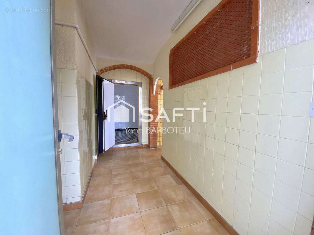 Photo 6 - Commerce à SAINT-CYPRIEN