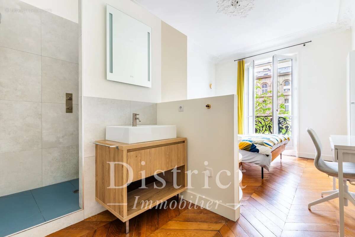 Appartement à PARIS-4E