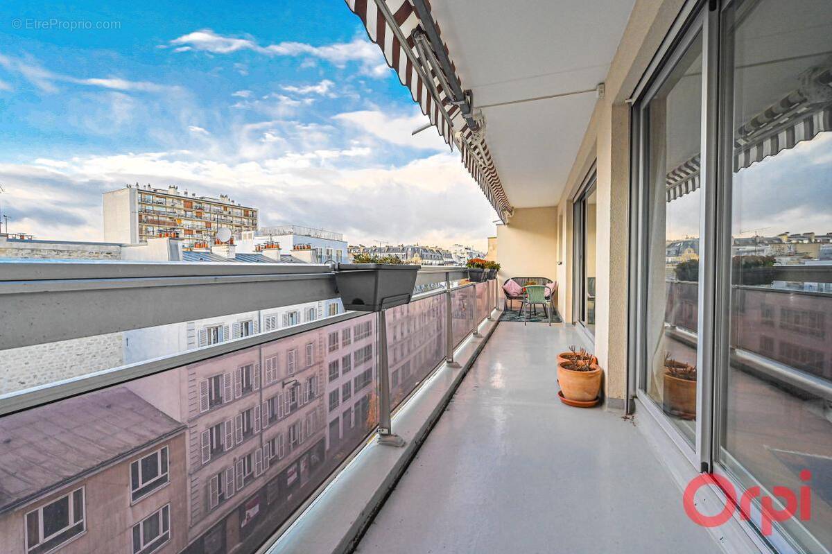 Appartement à PARIS-18E