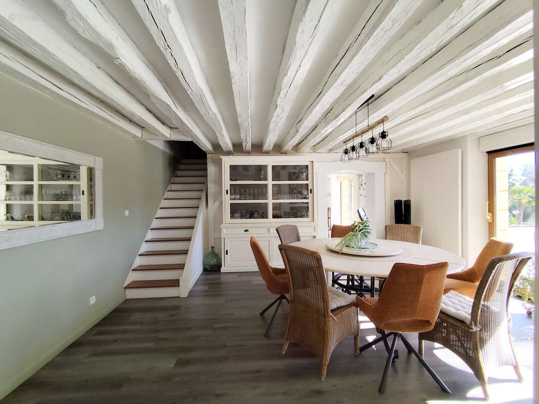 Maison à COULONGES-SUR-SARTHE