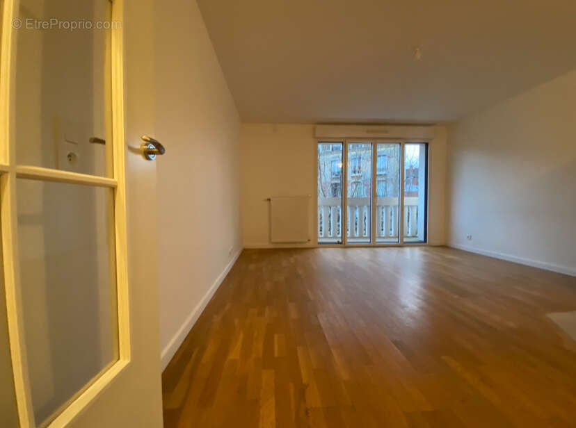 Appartement à SURESNES