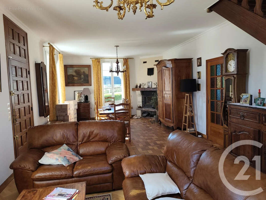 Maison à BERNAY