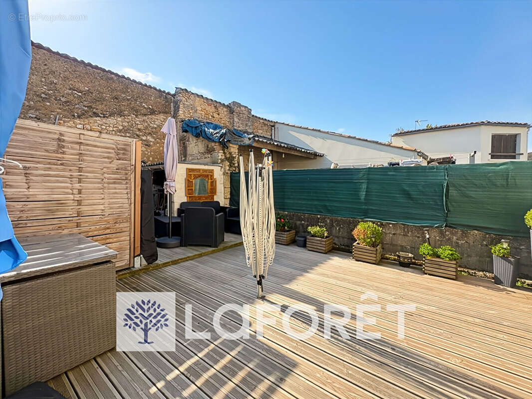 Maison à SAINT-GERMAIN-DU-SEUDRE