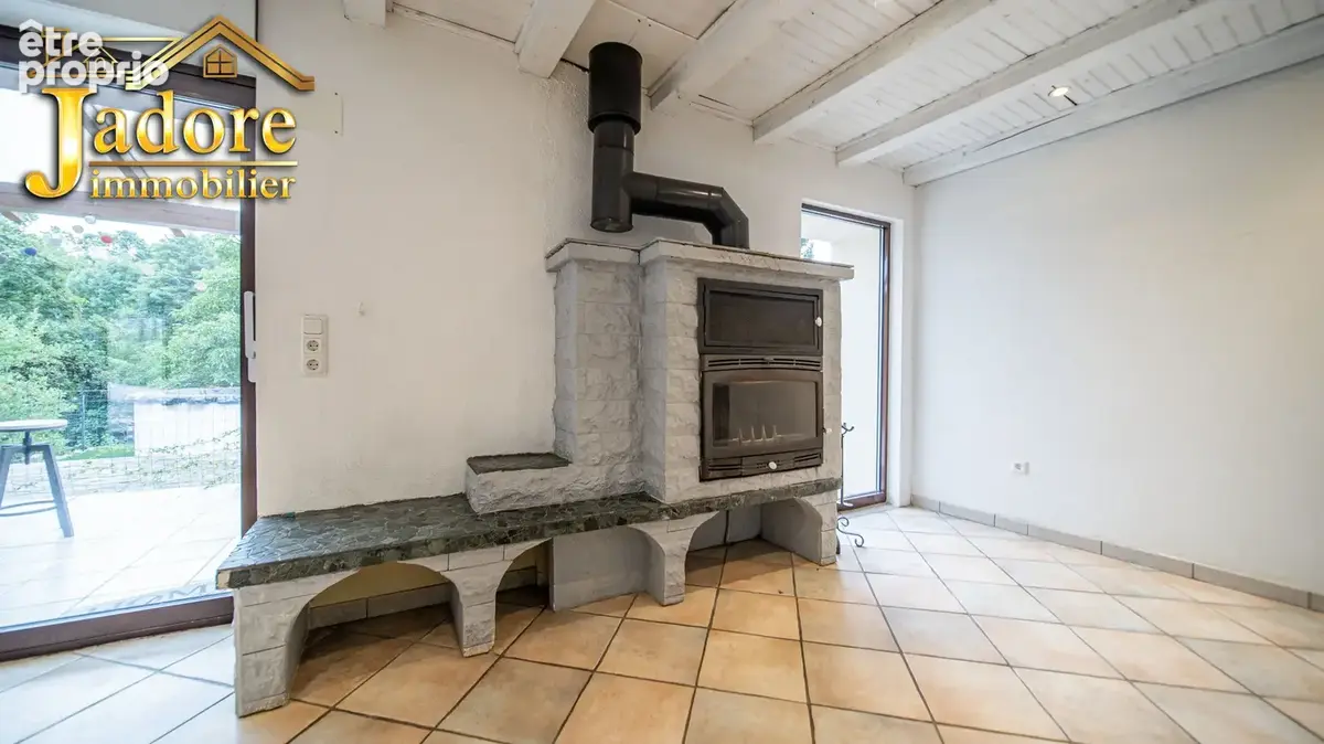 *** trop tard *** ferme vosgienne renovee + appartement !! - photo 6