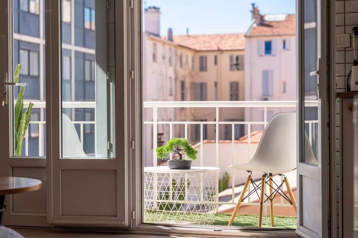 Cannes banane - 3 pieces - ascenseur - balcon - photo 12