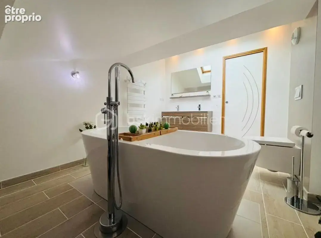 Coup de cœur immobilier  grand t4 neuf issu d’une réhabilitation avec piscine au viviers-du-lac (185m² au sol) - photo 13