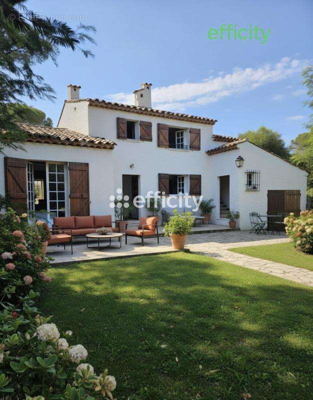Maison à GRIMAUD
