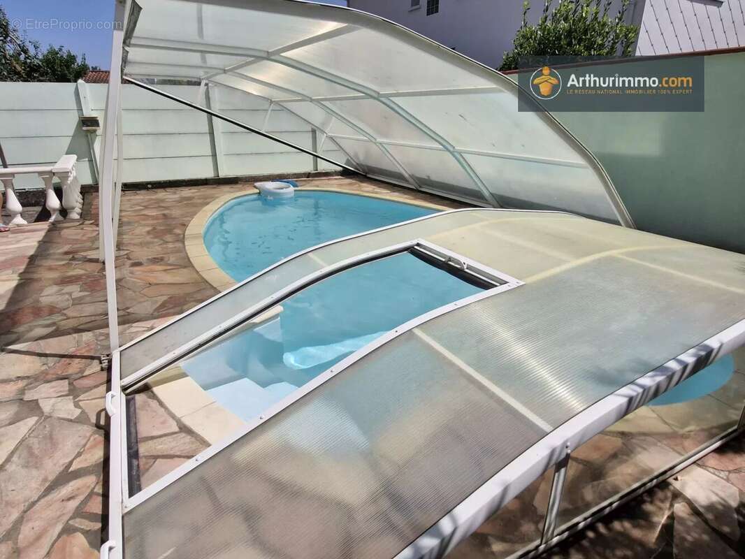 Maison à LAROQUE-D'OLMES