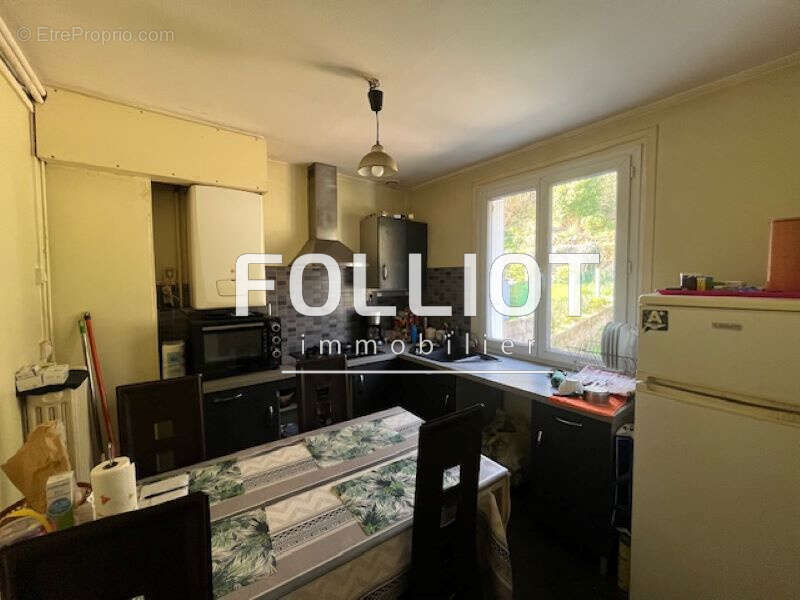 A VENDRE Immeuble Vire Normandie 6 pièce(s) 115 m2 - photo 5