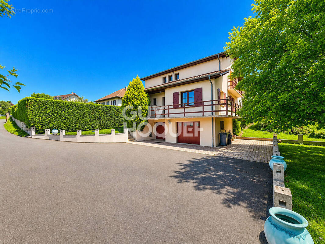 Maison à RUY