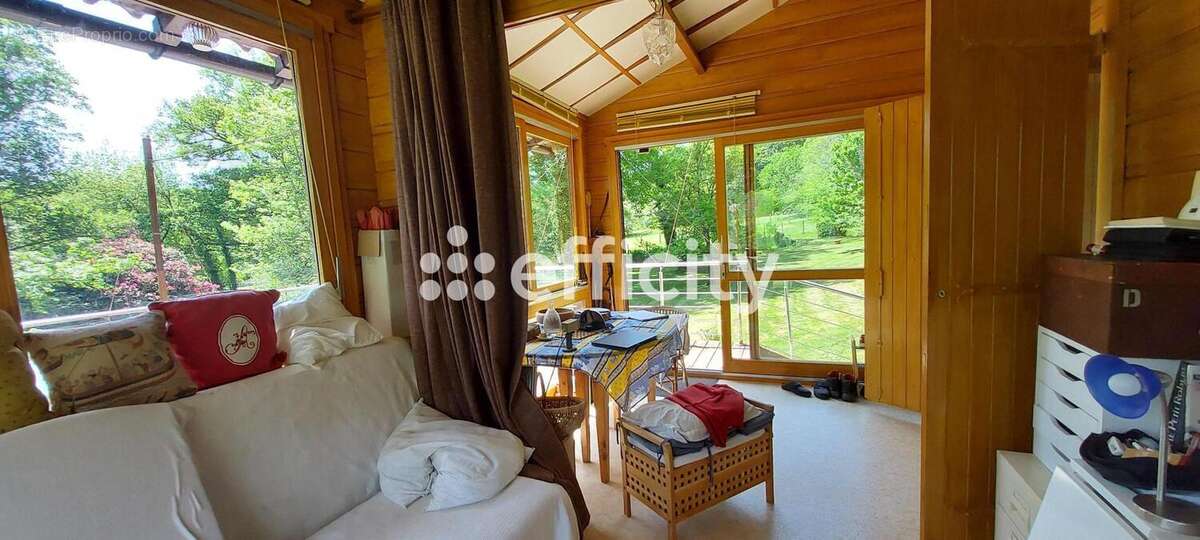 Maison 37 m² à Saint-Priest-Taurion  - photo 19