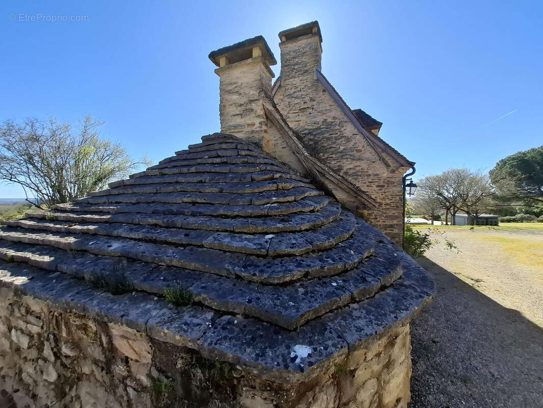 Maison à GENIS