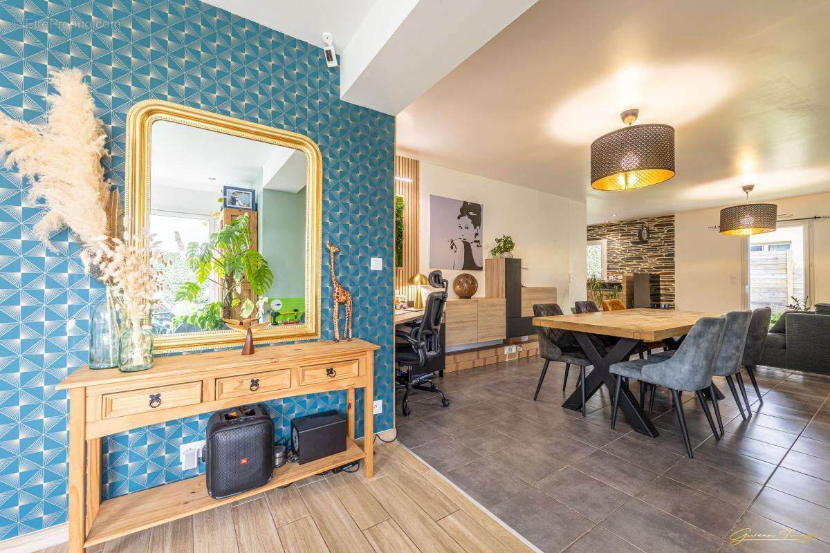 Maison à LA VILLE-ES-NONAIS