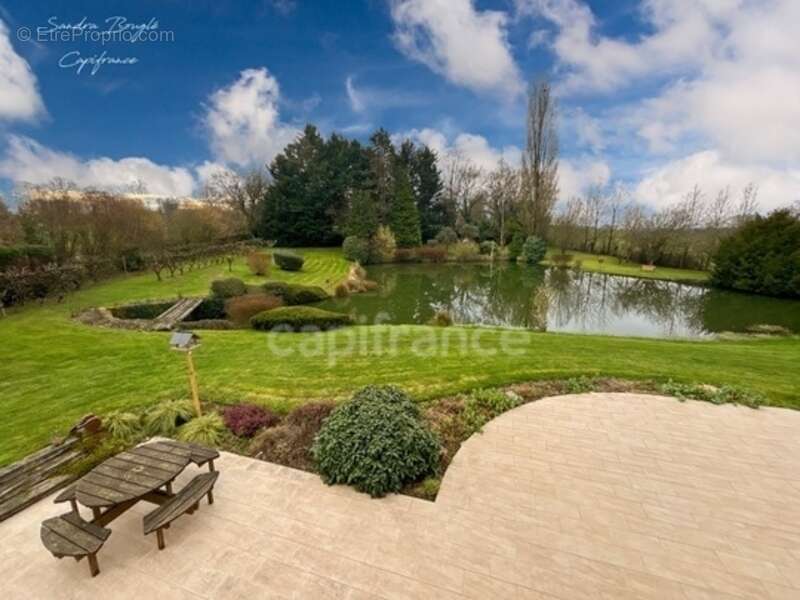 Maison à vendre 8 pièces Maison 228 m2  SAINTE GEMMES LE ROBERT (53) - photo 21
