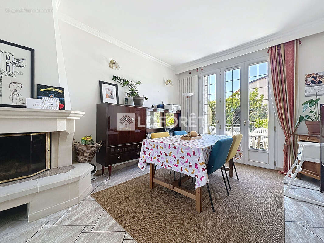 Maison à CHAMPIGNY-SUR-MARNE