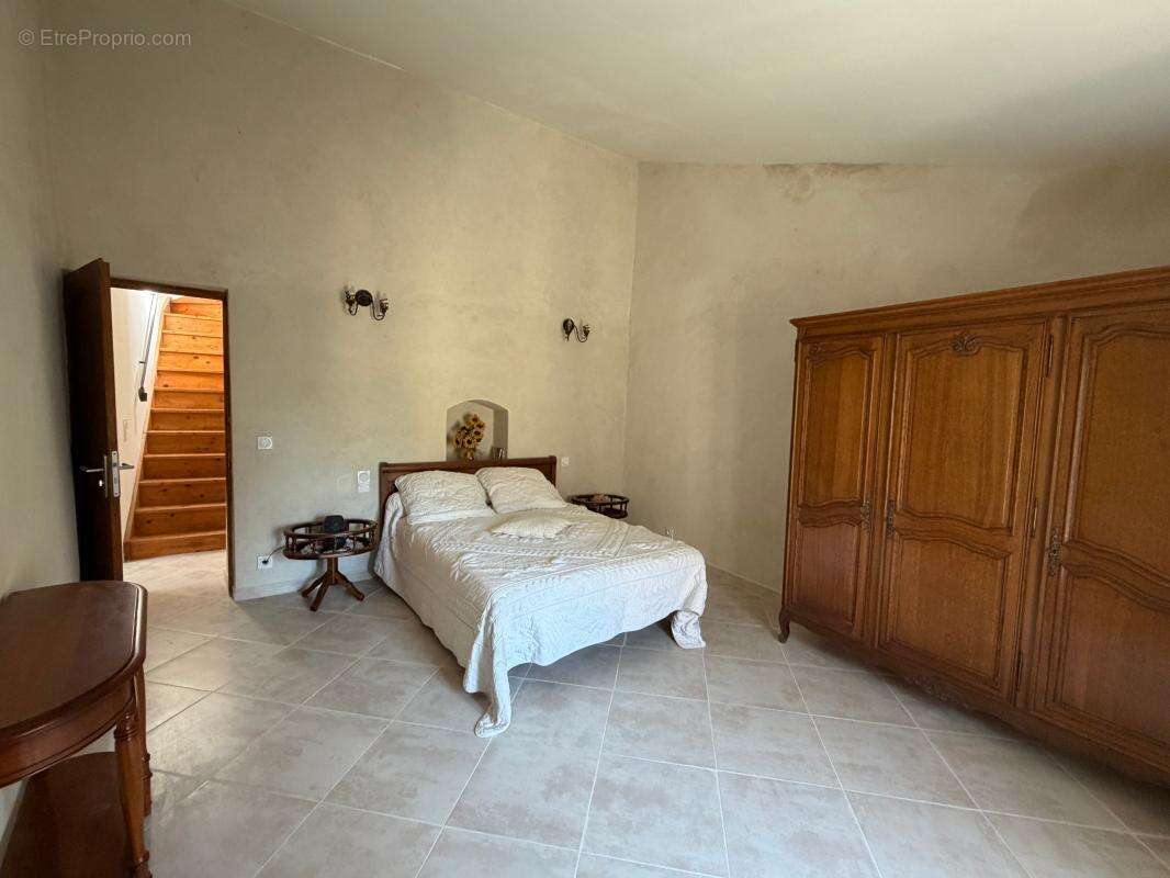 Maison à MALAUCENE
