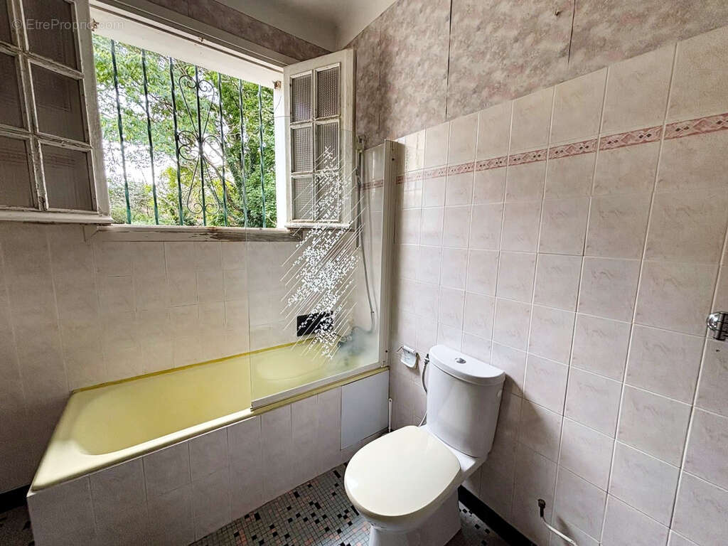 Maison à SAUBRIGUES