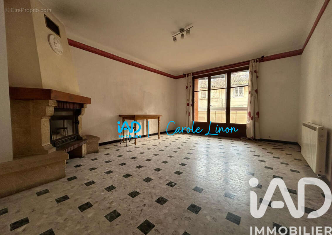 Photo 2 - Maison à ARAMON