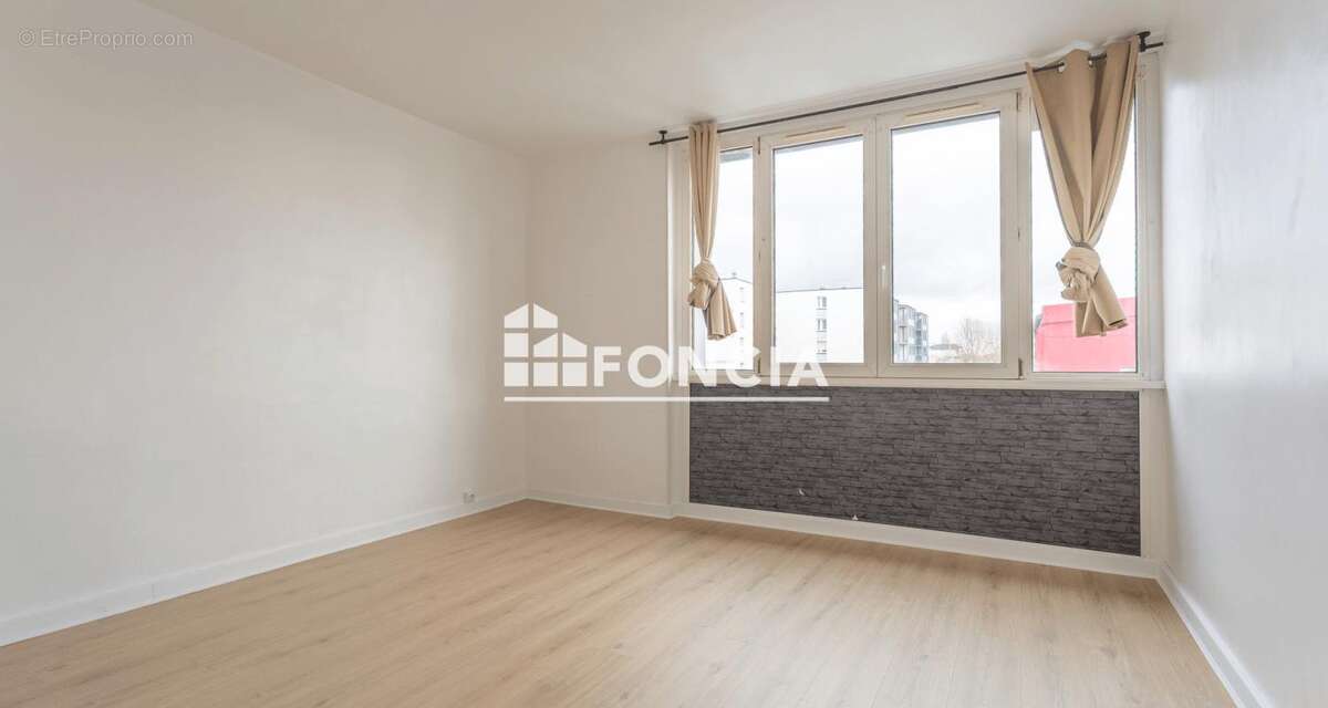 Appartement à VIRY-CHATILLON