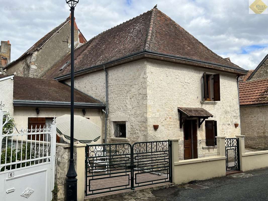 Maison à VICQ-SUR-GARTEMPE