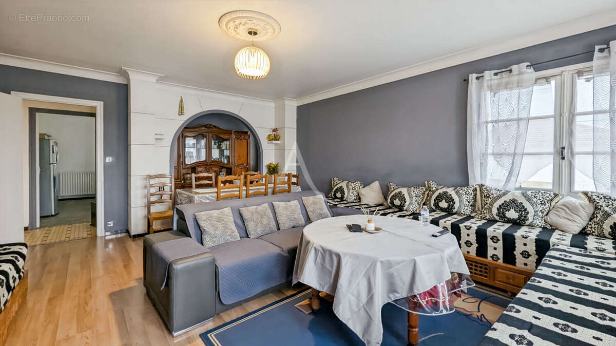 Maison à MONSEMPRON-LIBOS