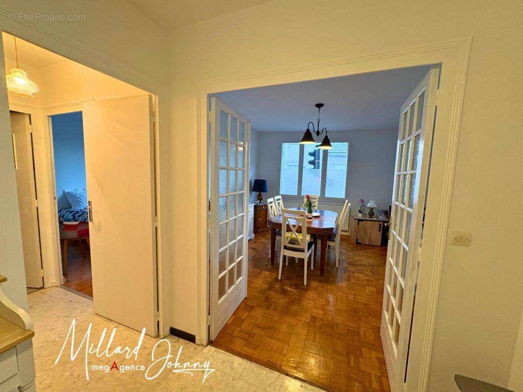 Appartement à MONTCEAU-LES-MINES