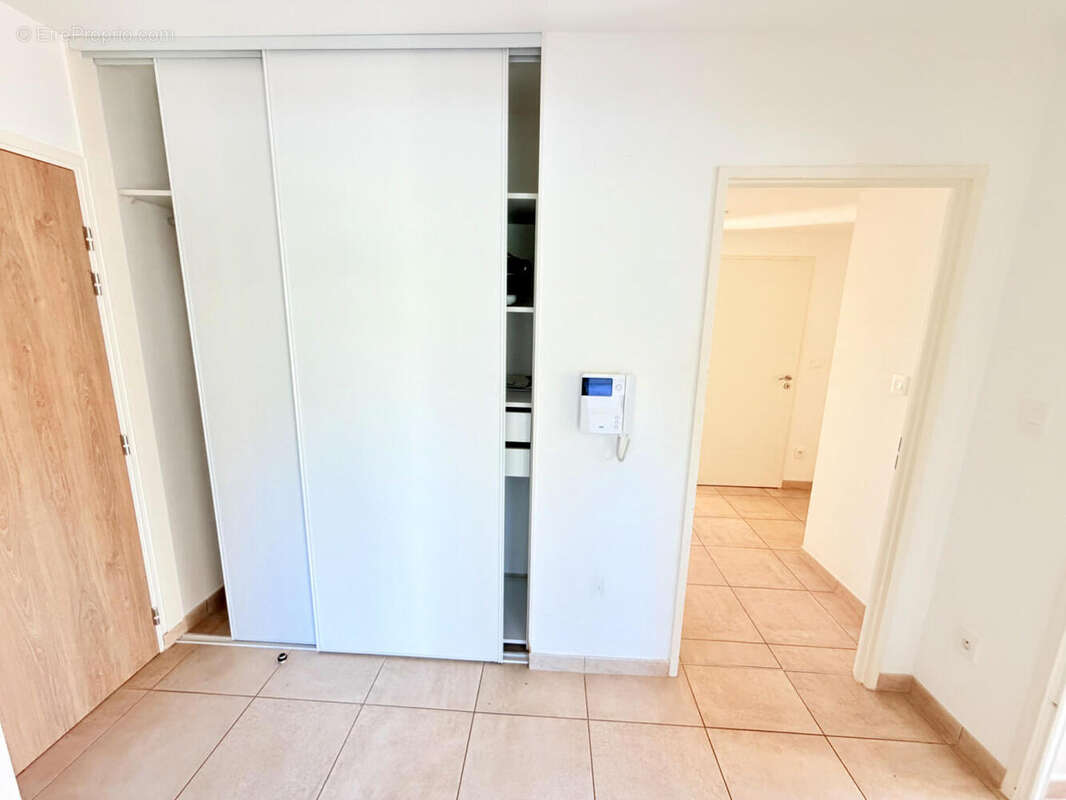 St Julien-en-Genevois centre, Appartement T4 en ATTIQUE avec terrasse de 64,17 m² dans résidence de 2018... - photo 11