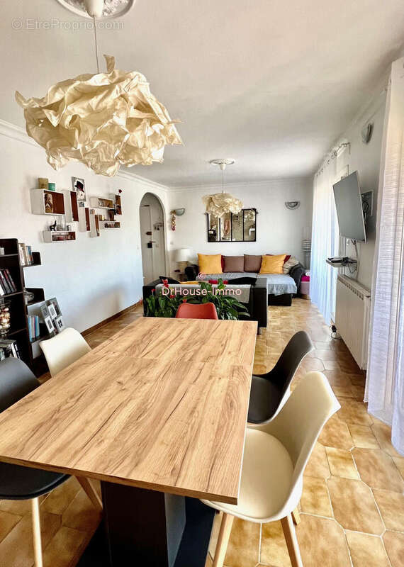 Appartement à LE PRADET