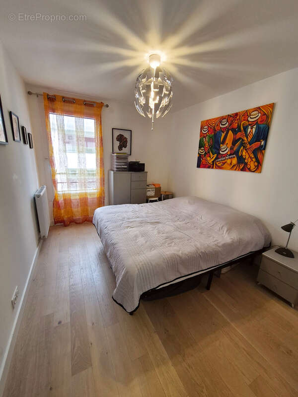 Appartement à COLLONGES-SOUS-SALEVE