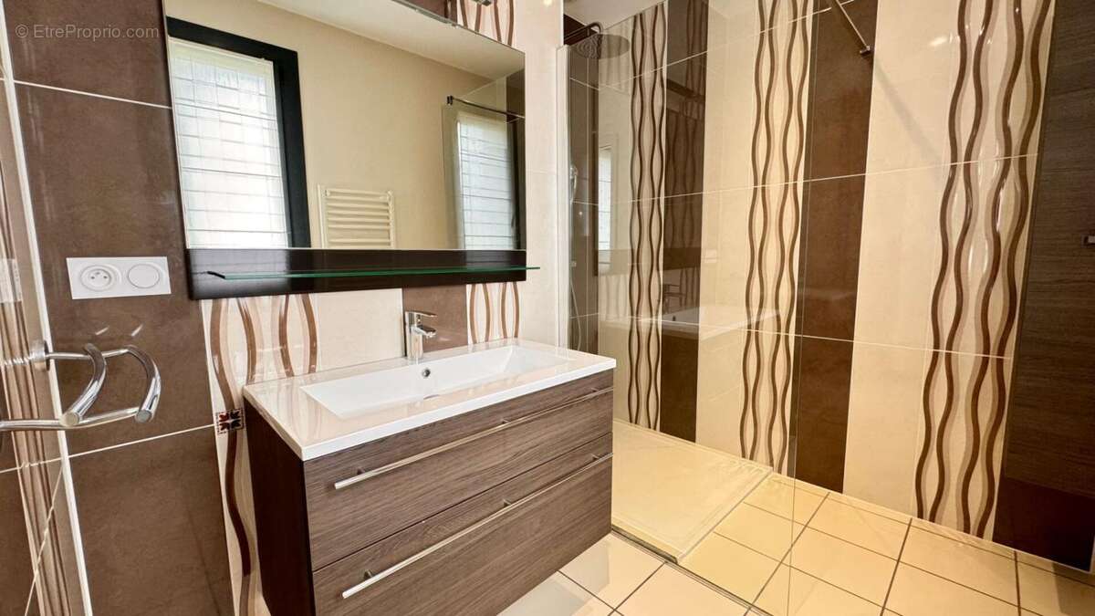 Villa sur vaste sous-sol de 100 m²  ! - photo 10