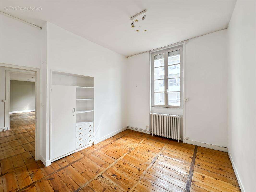 À VENDRE – Appartement de caractère de 130 m² – Centre-ville de Périgueux - photo 12