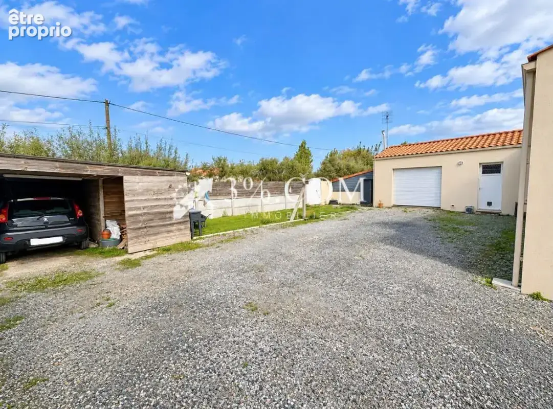 Maison familiale avec piscine et beau potentiel ! - photo 24