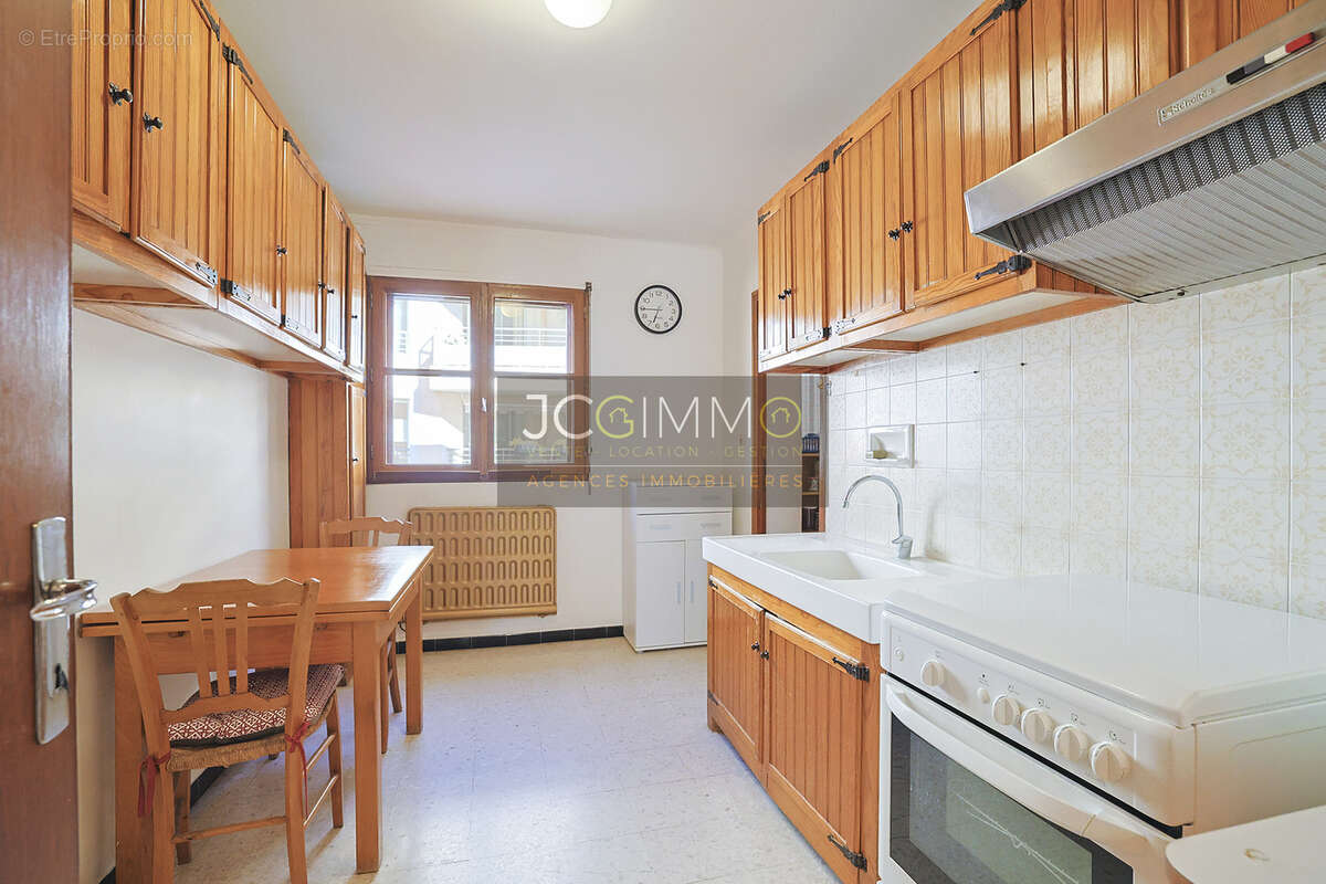 Appartement à HYERES