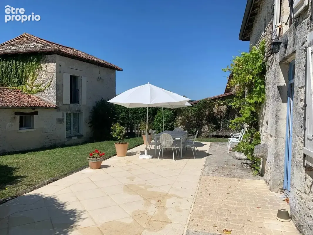Belle maison de campagne avec maison d'amis et piscine - photo 24