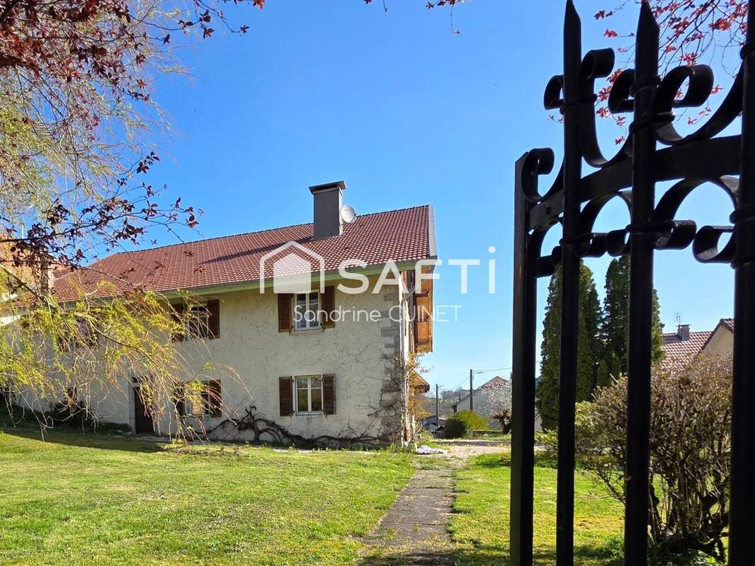 Photo 1 - Maison à VERNIERFONTAINE