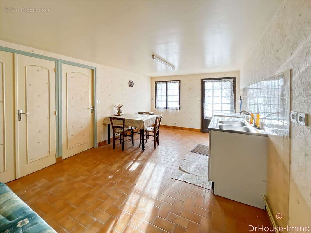 Maison 110 m² à Brivezac  - photo 26
