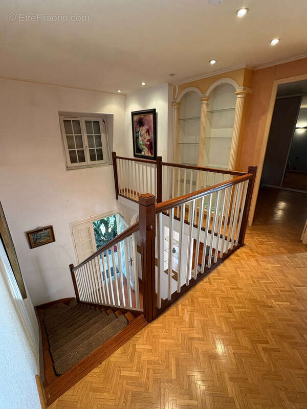 Maison à LE RAINCY