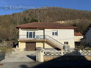 Maison à PONT-DE-ROIDE