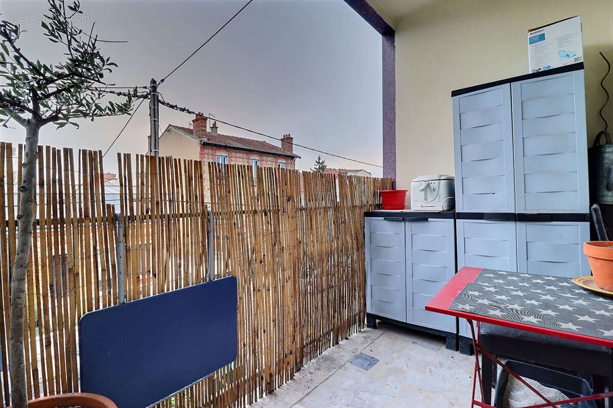 Appartement à COLOMBES