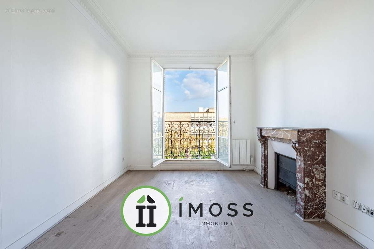 Appartement à PARIS-17E