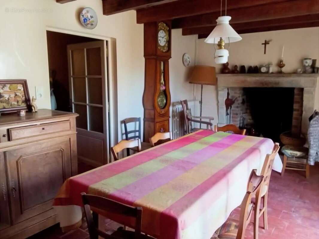 Maison de caractère pleine de charme – Exposition plein sud - photo 3