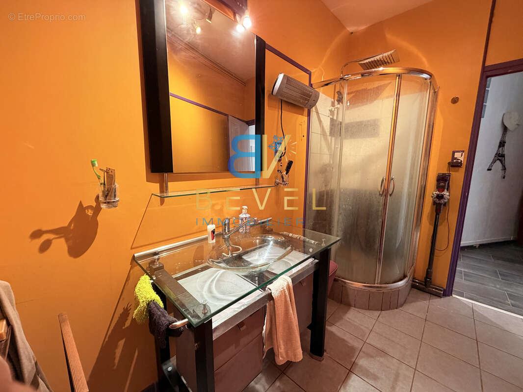 Appartement à SAINT-JEAN-DE-MAURIENNE