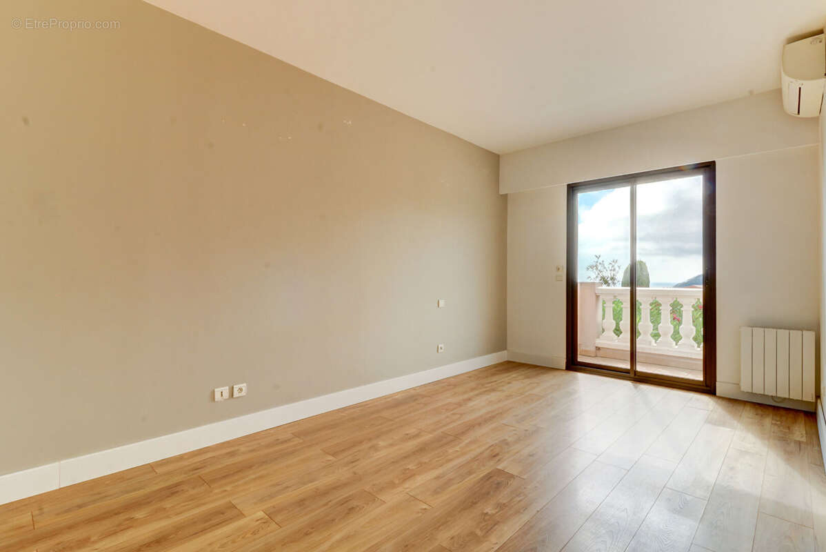 Appartement à THEOULE-SUR-MER