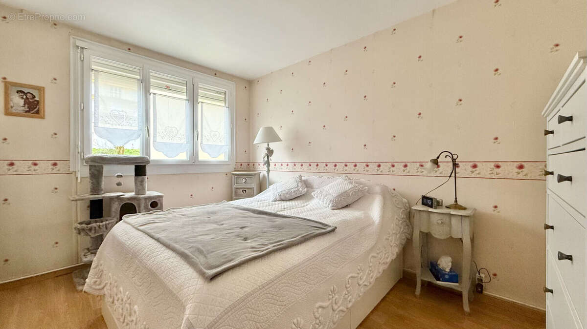 Appartement à CORBEIL-ESSONNES