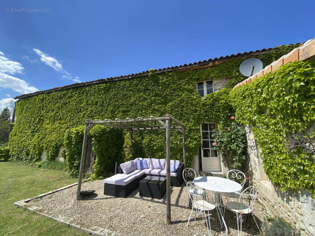 gite 1 (4) - Maison à AUBETERRE-SUR-DRONNE